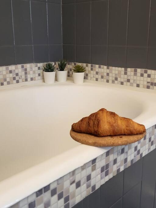 Super Studio Proche Montmartre ! Appartement