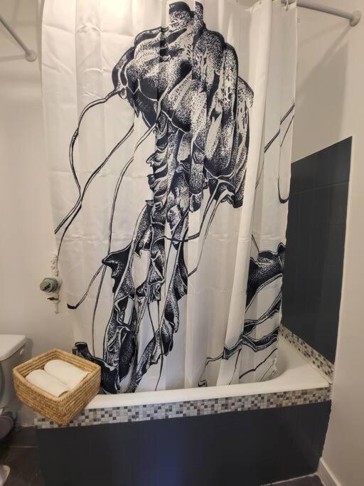 Appartement Super Studio Proche Montmartre !